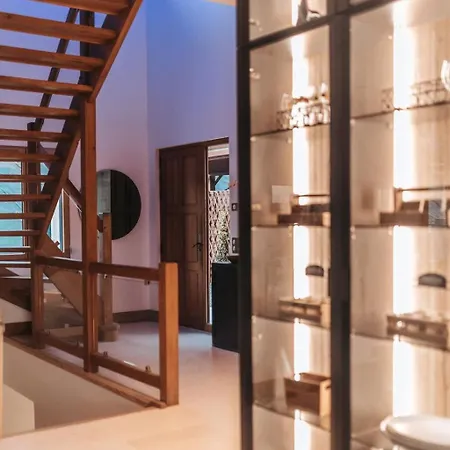 Superbe Avec Piscine Interieure Chauffee Ferienhaus *